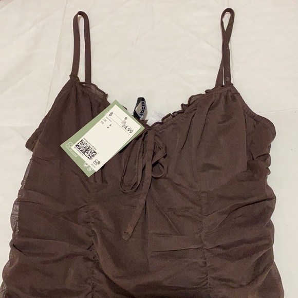 Brown runched mini dress - Picture 2 of 3